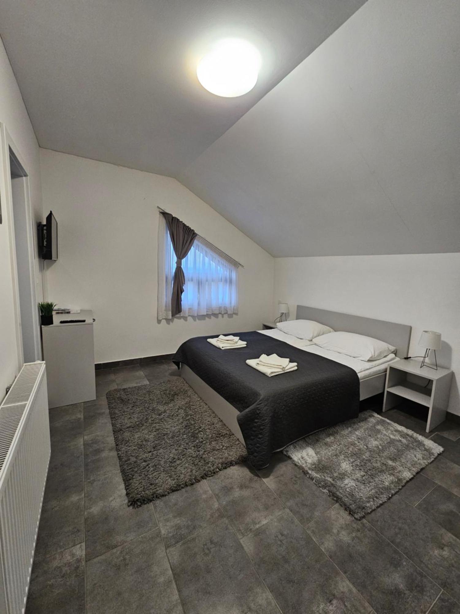 Filipovic Rent A Car & Apartments Selnica Scitarjevska Exterior photo