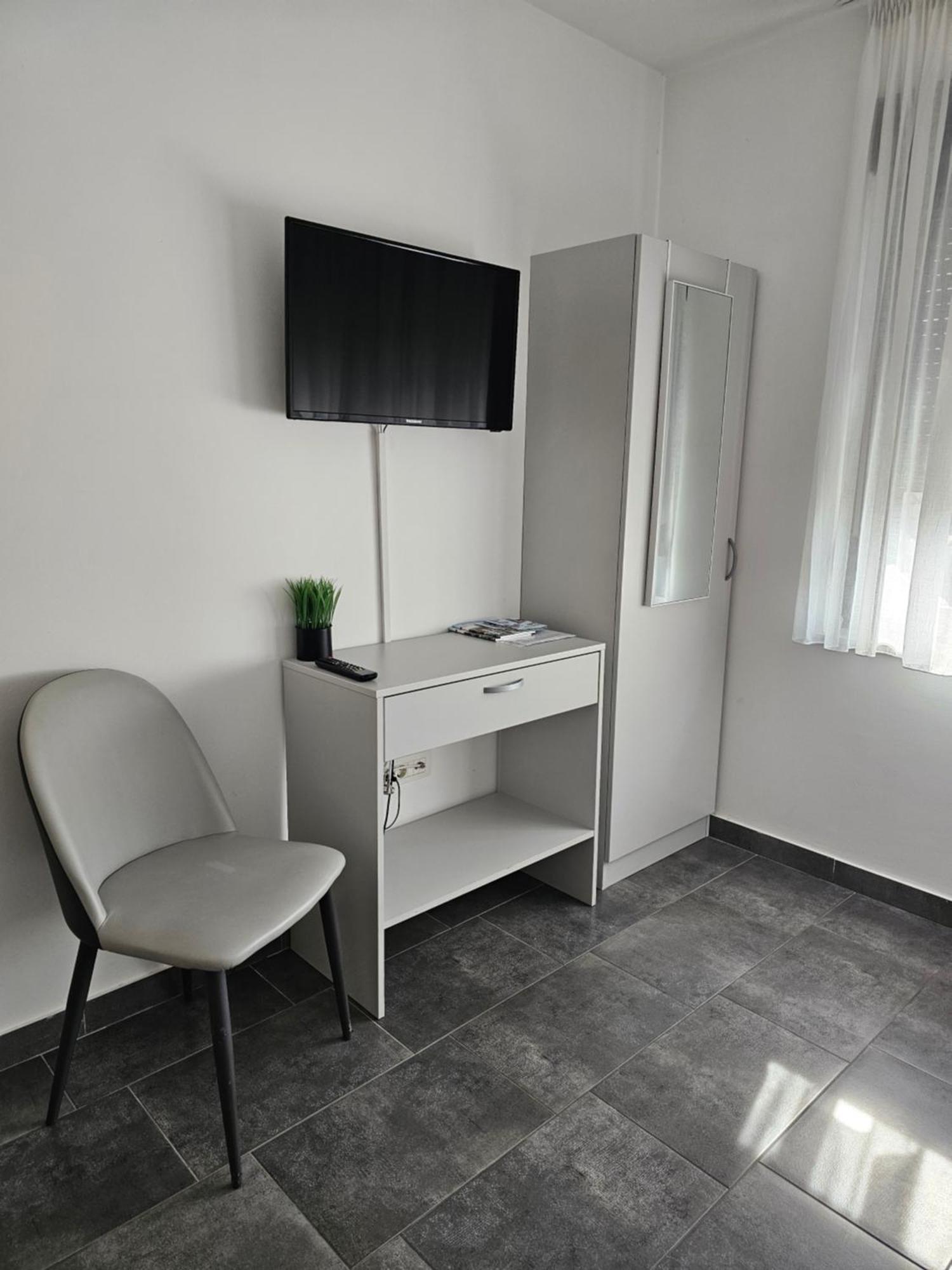 Filipovic Rent A Car & Apartments Selnica Scitarjevska Exterior photo